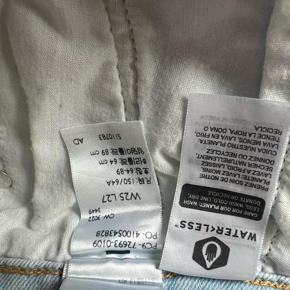 Levi’s Ribcage straight ankle Light Blue Women's Jeans waist 25 length 27 - Picture 6 of 6